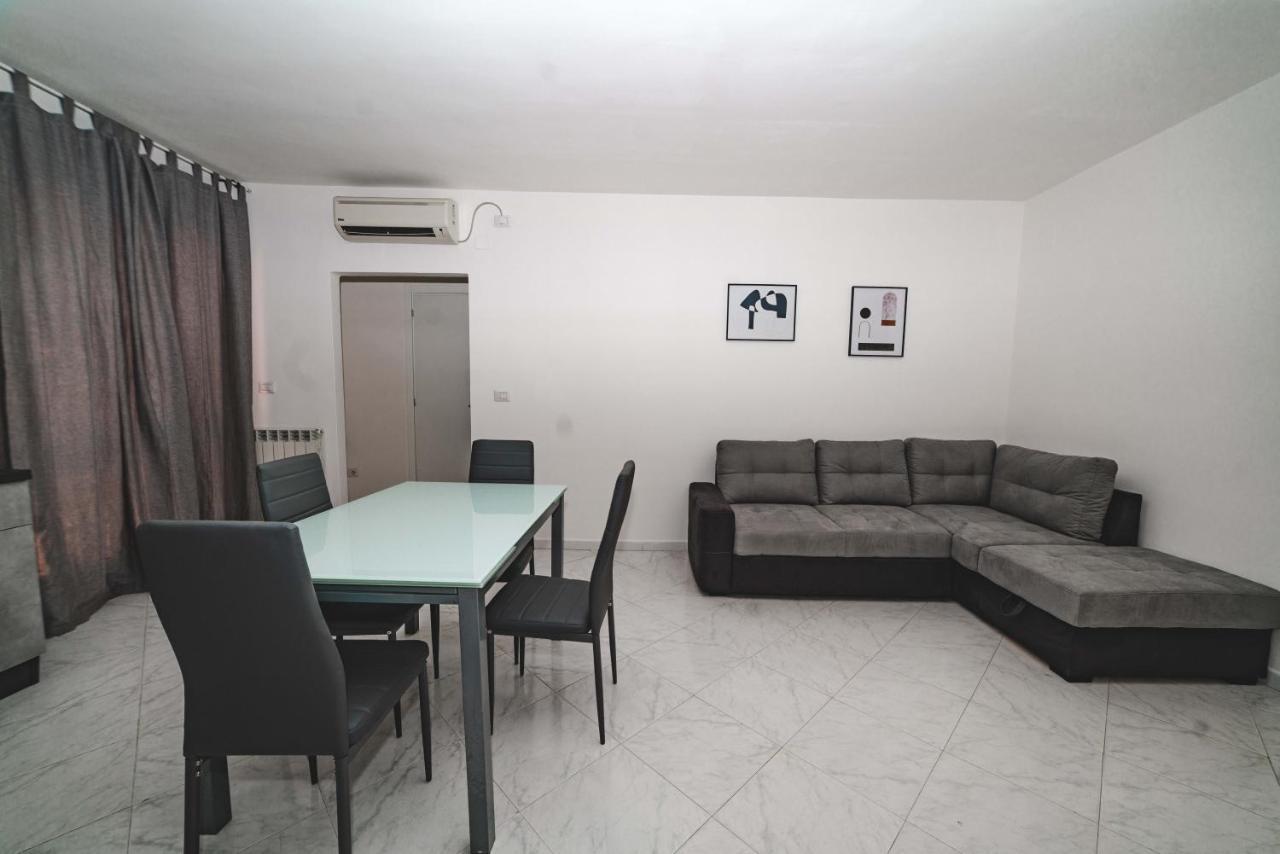 Napoli Residence Casalnuovo Casalnuovo Di Napoli Εξωτερικό φωτογραφία